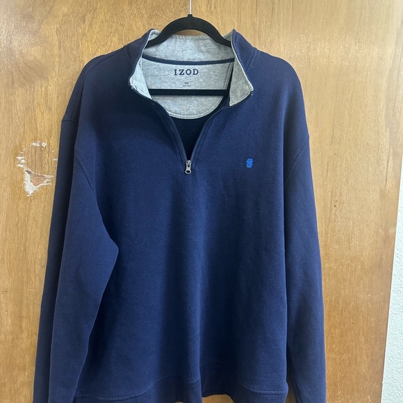 IZOD Men's Navy Sweater - Picture 1 of 6